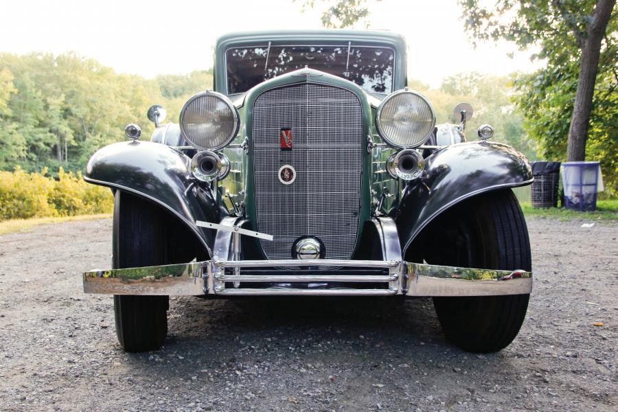  Cadillac Twelve Limousine 1933 года  (фото 6 из 14)